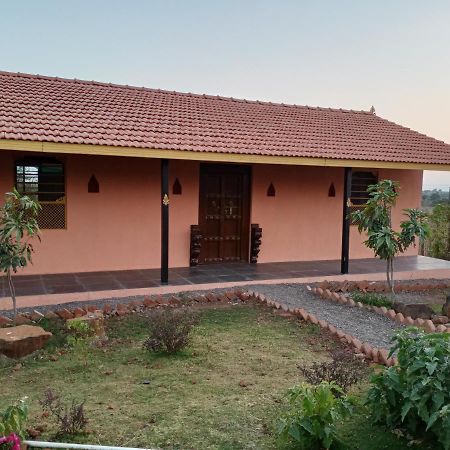 Mohole Wada, Ramshej Fort, Nashik Bagian luar foto